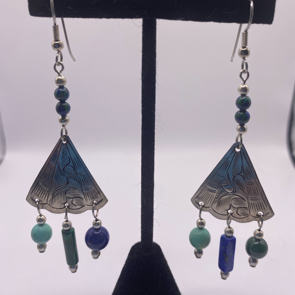 NWT Hand-Made Elegant Silver and Blue Dangle Earrings